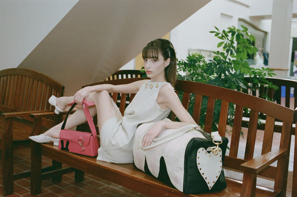 black/pink - around the world duffle