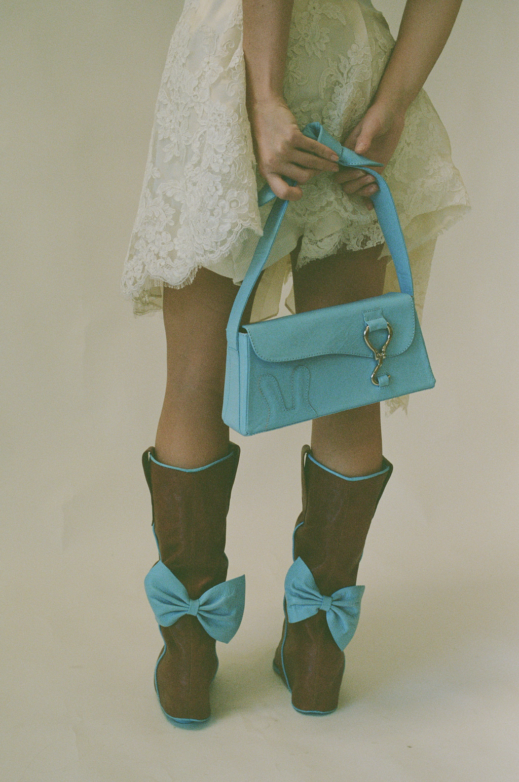 1.boots! - baby blue