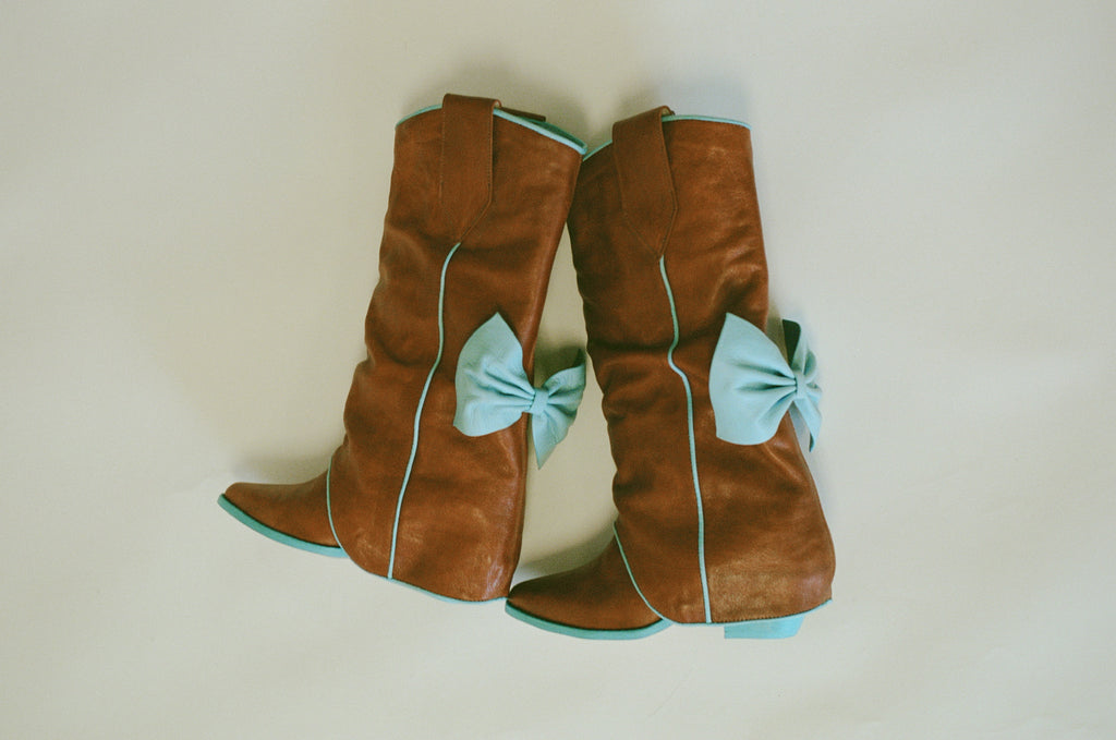1.boots! - baby blue